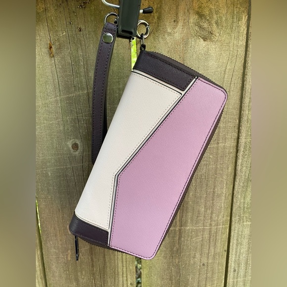 Botkier Cobble Hill Wallet​​ - Picture 1 of 4